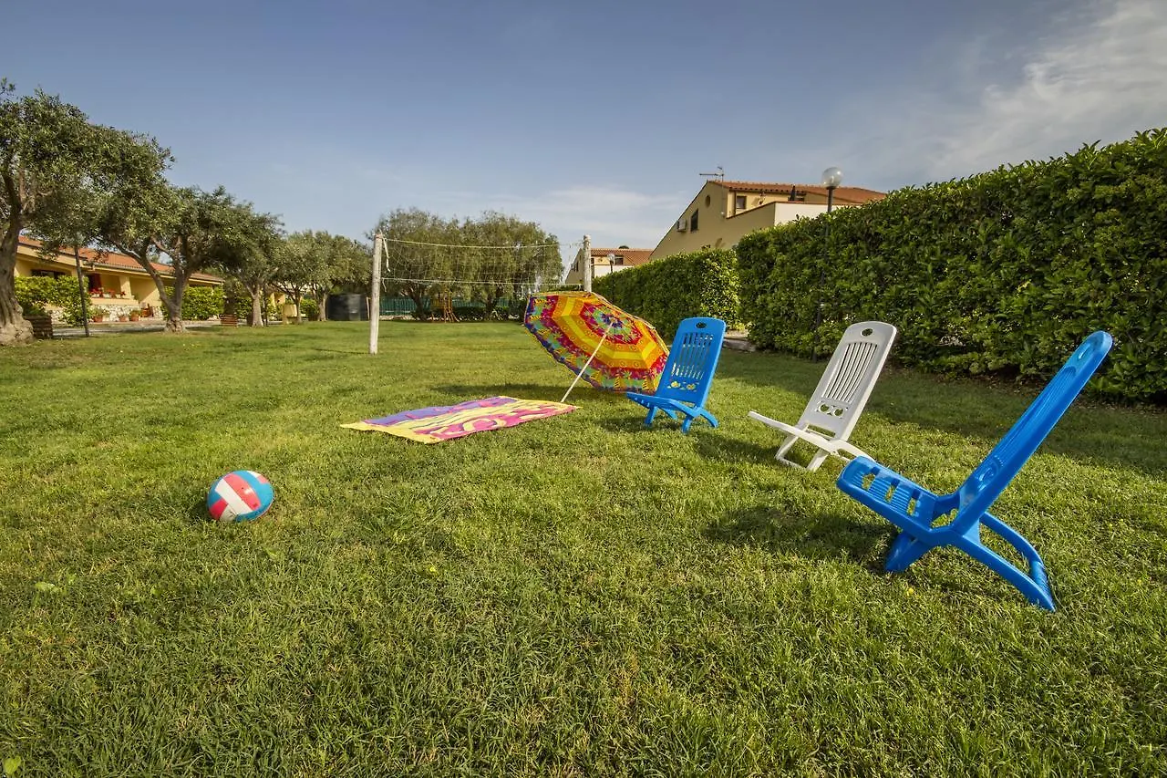 Paradise Beach Camera Mansardata Vicino Cefalu Piscina Aperta Campofelice Di Roccella Italien
